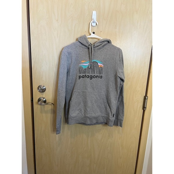 Patagonia Tops - Womens Patagonia Hoodie